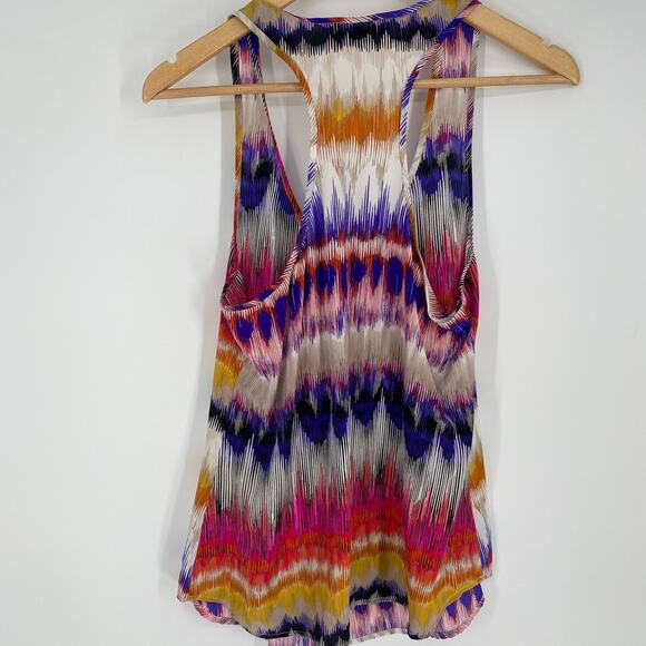 Trina Turk Tank Top Women’s Medium Silk Colorful Cruise Vacation Resortwear - Picture 2 of 7